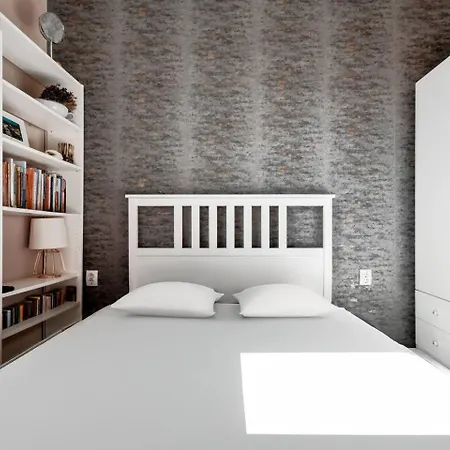 Downtown - Style - Balcony - 2br - Top Amenities דירה *